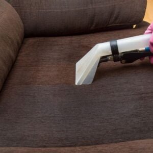 Os efeitos do mofo em estofados e como preveni-los